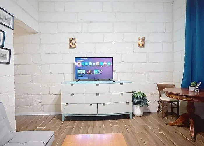 Holiday home Charming Maltese Townhouse - Prime Gzira Location Gzira