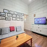 Charming Maltese Townhouse - Prime Location 度假居